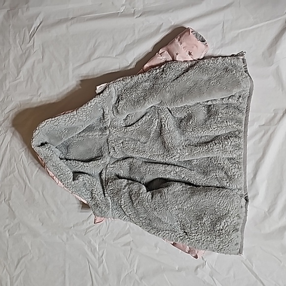 Wonder Nation Baby and Toddler Girl Size 18 Months Reversible Bubble Jacket Used - Picture 3 of 16